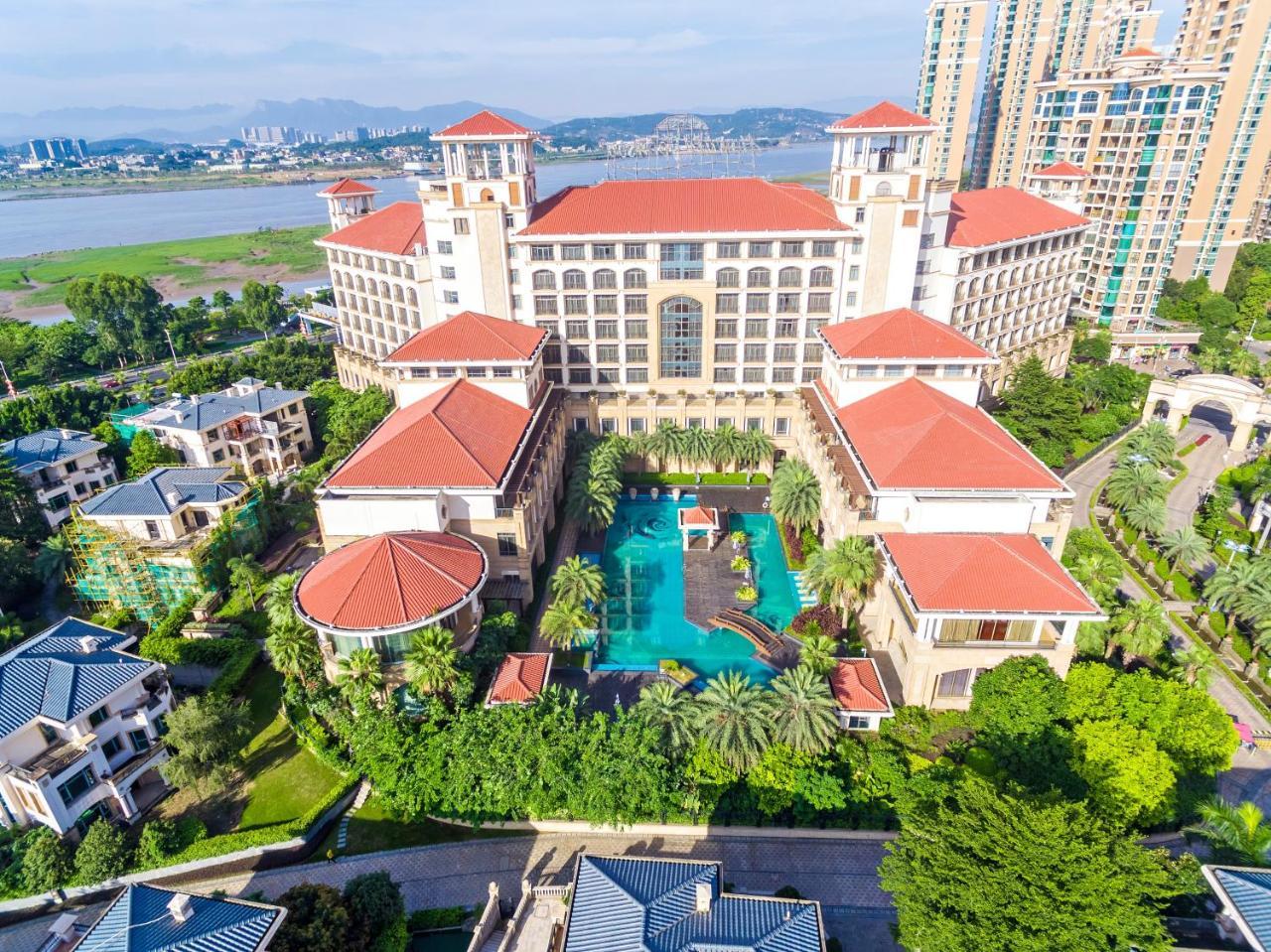 Howard Johnson Riverfront Plaza Fuzhou Fuzhou  Exterior foto
